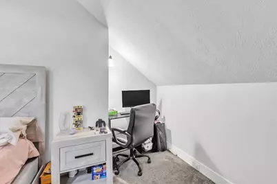 23 Dryden St, Worcester, MA 01605 - Photo 22