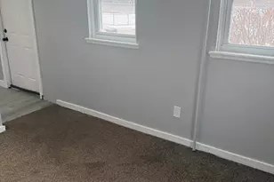 22 Commonwealth Ave, North Attleboro, MA 02763 - Photo 6