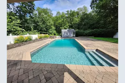 20 Woodridge Rd, Millbury, MA 01527 - Photo 32