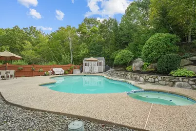 325 Den Quarry Road, Lynn, MA 01904 - Photo 2