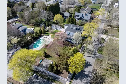 35 North St, Mattapoisett, MA 02739 - Photo 4