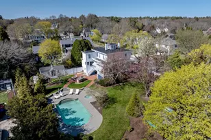 35 North St, Mattapoisett, MA 02739 - Photo 1