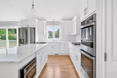 10 Westview Dr, Dartmouth, MA 02747 - Photo 12