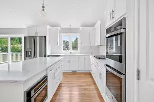 10 Westview Dr, Dartmouth, MA 02747 - Photo 12