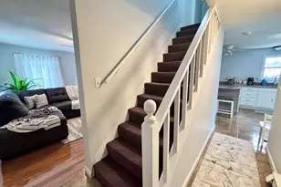 25 Union St, Leominster, MA 01453 - Photo 4