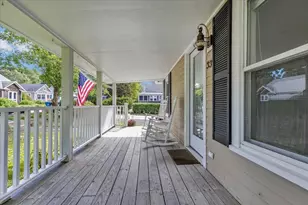 33 Oakwood Ave, Falmouth, MA 02540 - Photo 6