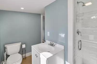 33 Oakwood Ave, Falmouth, MA 02540 - Photo 28