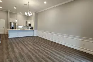 320 Middlesex Ave, Medford, MA 02155 - Photo 2