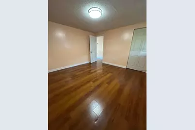 5 Lenox St #2, Lowell, MA 01852 - Photo 4