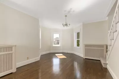 15 S Fairview St #3, Boston, MA 02131 - Photo 4