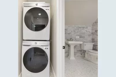 15 S Fairview St #3, Boston, MA 02131 - Photo 14