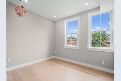 106-108 Bunker Hill St #1, Boston, MA 02129 - Photo 8