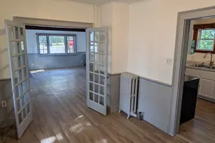 25 Graves St, Deerfield, MA 01373 - Photo 8