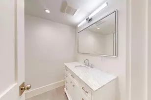 57 Hancock St, Boston, MA 02114 - Photo 42