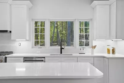 9 Lovis Ave, Wakefield, MA 01880 - Photo 14