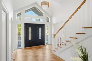 9 Lovis Ave, Wakefield, MA 01880 - Photo 4