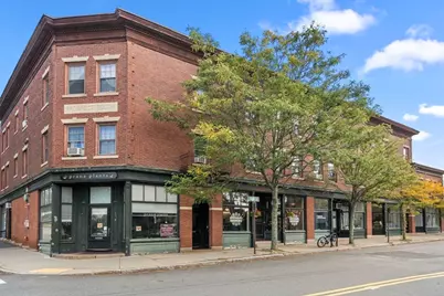 51 Pettee St #11, Newton, MA 02464 - Photo 16