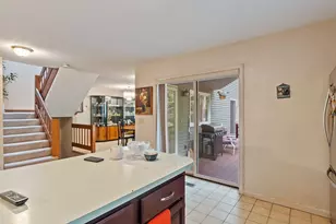 102 Captain Eames Cir, Ashland, MA 01721 - Photo 6