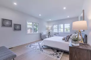 84 Winthrop Rd, Brookline, MA 02445 - Photo 22