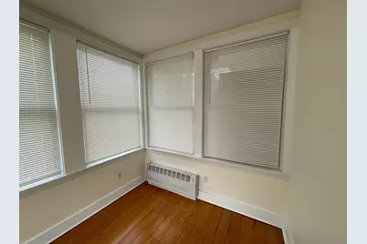 22 Walnut Place #1, Newton, MA 02460 - Photo 4