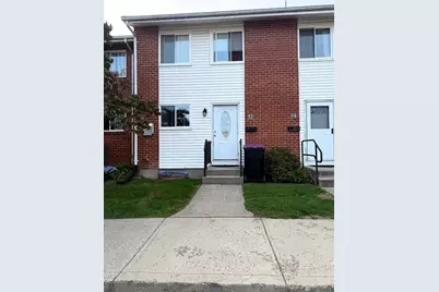 53 Farnum Dr #53, Holyoke, MA 01040 - Photo 2