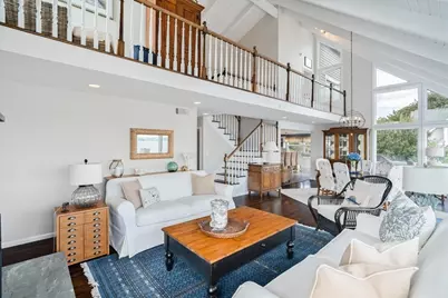 90 Macomber Lane, Portsmouth, RI 02871 - Photo 14