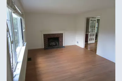 16 Munroe Ave, Reading, MA 01867 - Photo 2