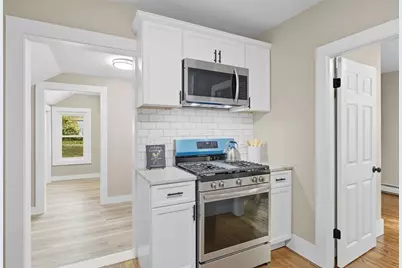 56 Marshall St, Springfield, MA 01109 - Photo 8