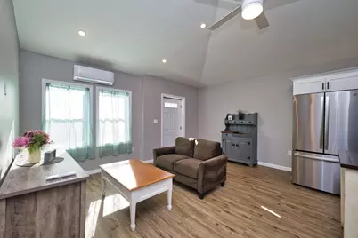 340 Vale St, Fall River, MA 02724 - Photo 10