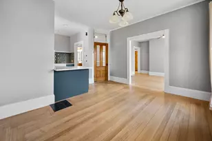 43 Robinson St, Boston, MA 02122 - Photo 10