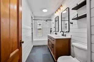 43 Robinson St, Boston, MA 02122 - Photo 36