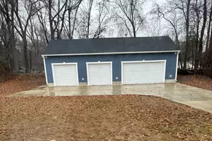 19 Meadowbrook, Agawam, MA 01001 - Photo 2