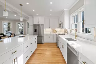 21 Francis St, Newton, MA 02459 - Photo 2