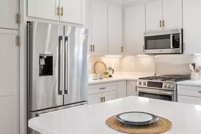 21 Francis St. #21, Newton, MA 02459 - Photo 10