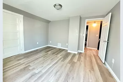 111 Marlborough St, Springfield, MA 01109 - Photo 4