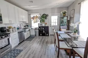 143 London St, Boston, MA 02128 - Photo 14