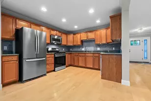 56 Summer St, Manchester by the Sea, MA 01944 - Photo 10