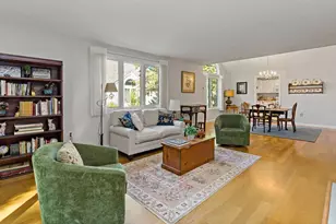 18 Executive Dr, Mashpee, MA 02649 - Photo 6