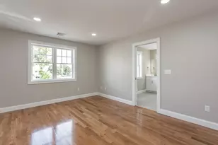 579 Summit St, Fall River, MA 02724 - Photo 16