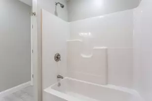 579 Summit St, Fall River, MA 02724 - Photo 18