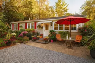 15 Blades Cir, Billerica, MA 01862 - Photo 2