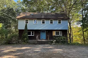 132 Kilbourn Rd, Lancaster, MA 01523 - Photo 1