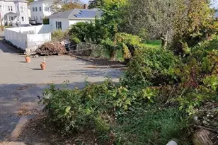 55 Canton, Fitchburg, MA 01420 - Photo 18