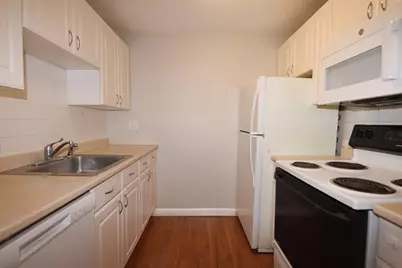 119 Grove #238, Rockland, MA 02370 - Photo 6