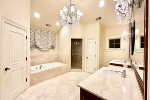 458 Heath St, Brookline, MA 02467 - Photo 18