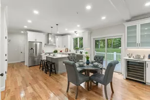 458 Lake St, Haverhill, MA 01832 - Photo 10