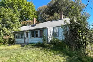 246 Everett St, Middleborough, MA 02346 - Photo 1