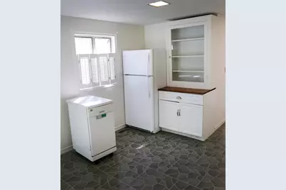 583 Gay St #A, Westwood, MA 02090 - Photo 4