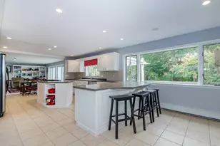 9 Hitching Post Rd, Mattapoisett, MA 02739 - Photo 10