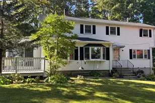 318 South St, Hanson, MA 02341 - Photo 2